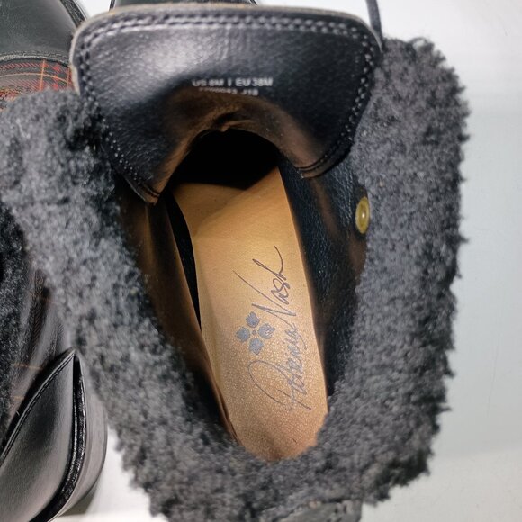 Patricia Nash Lia Cold Weather Booties Black & Red/Plaid w/Shearling Cuffs Sz.8m - Picture 6 of 8